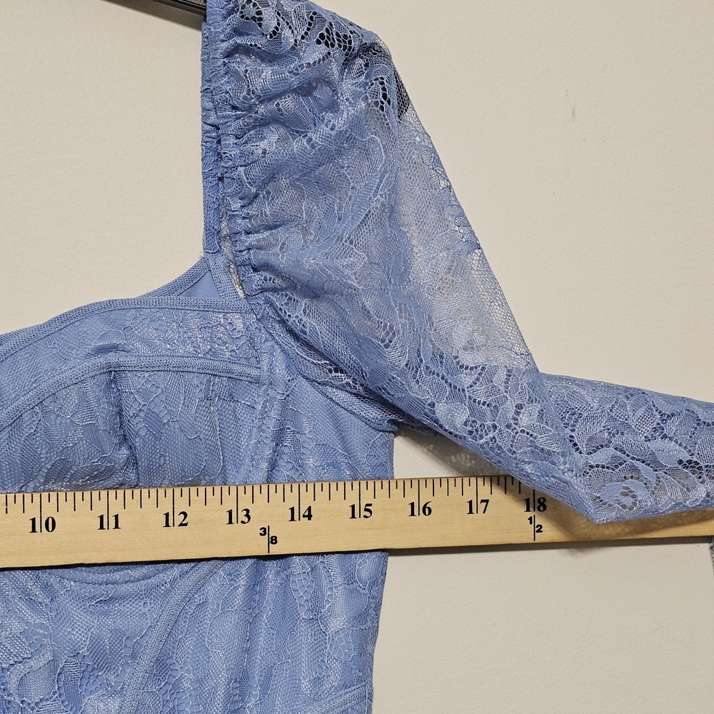 Chelsea & Violet Women Top Size 4 Blue Lace Sweetheart Neck Long Sleeves New 336 - Picture 4 of 9